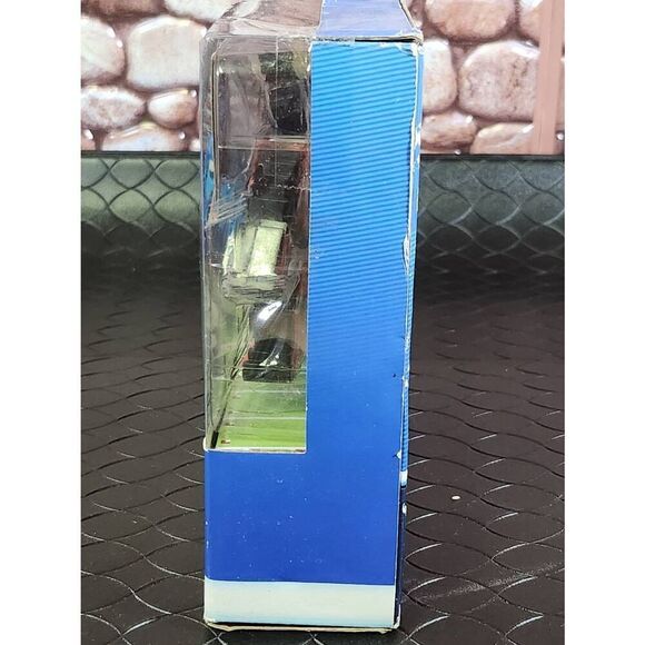 MegaMan Classic 8-Bit Figures 2-Pack Mega Man Vs. Cuts Man - New #A44 - Picture 4 of 8